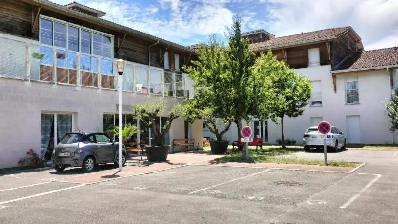 Villa Rose De Mons   Résidence Services Senior