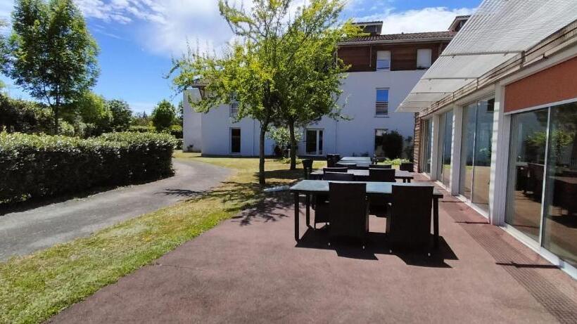 Villa Rose De Mons Résidence Services Senior