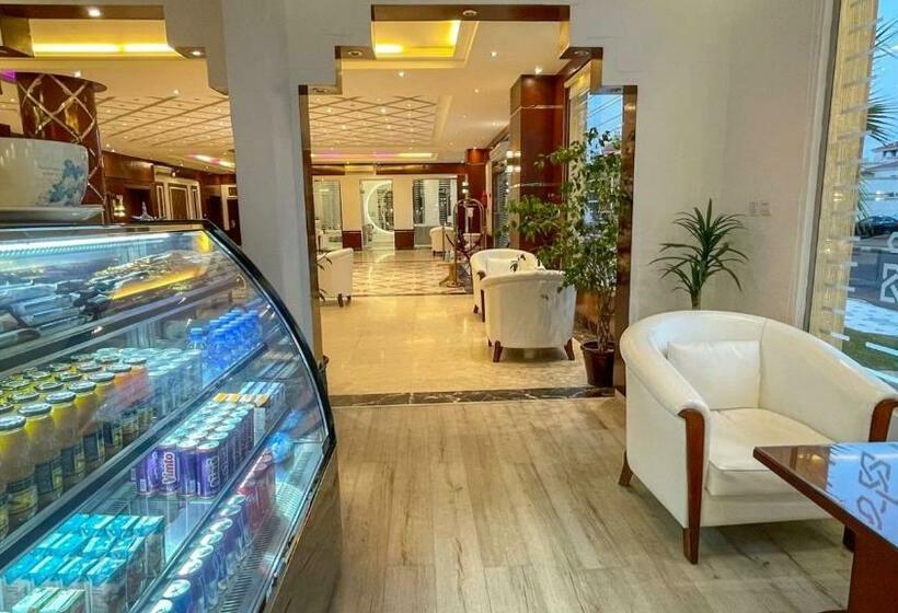 أديل للشقق المخدومة