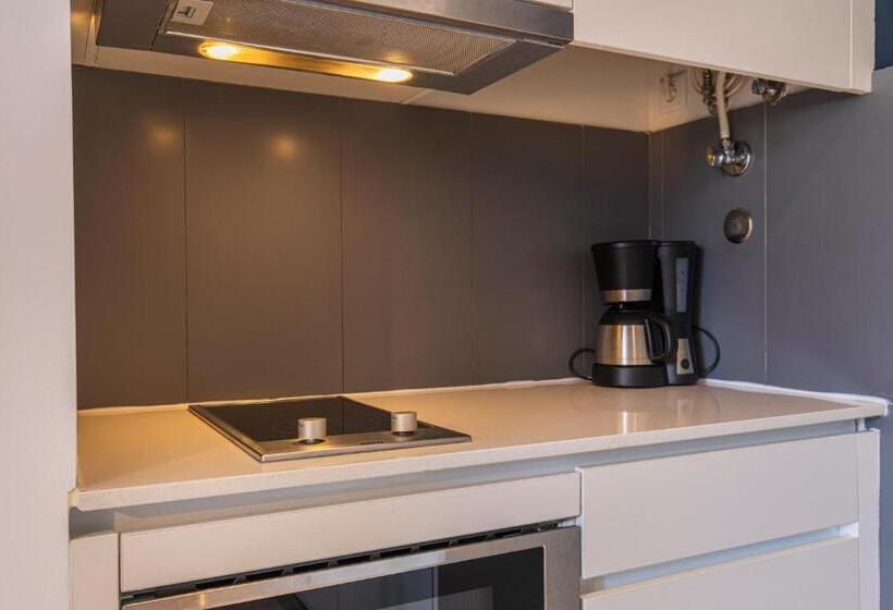 Ando Living   Abrantes 10 House