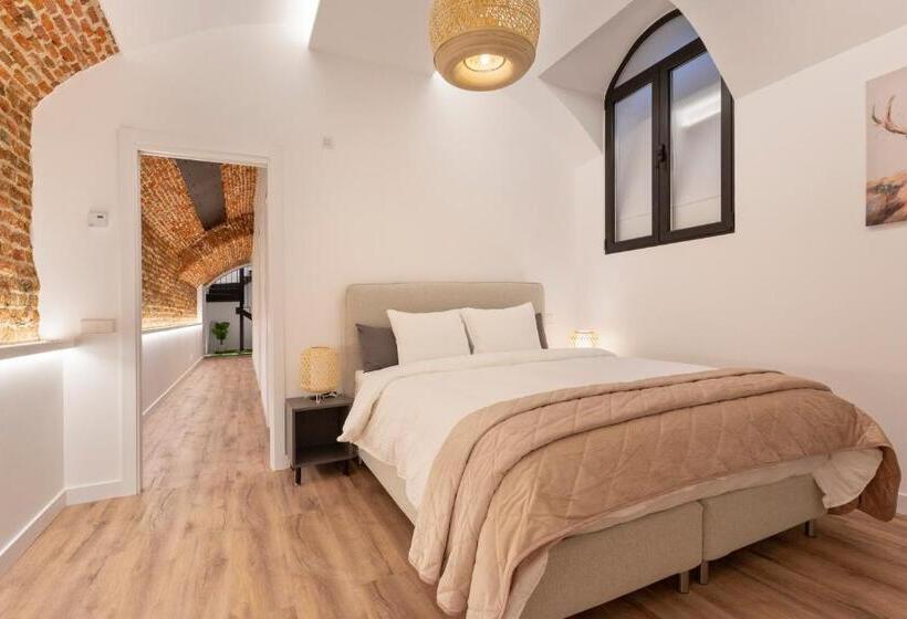 Casa De Papel, Madrid