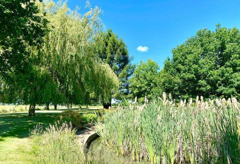 Gîte De Charme Au Cœur De La Campagne Bretonne