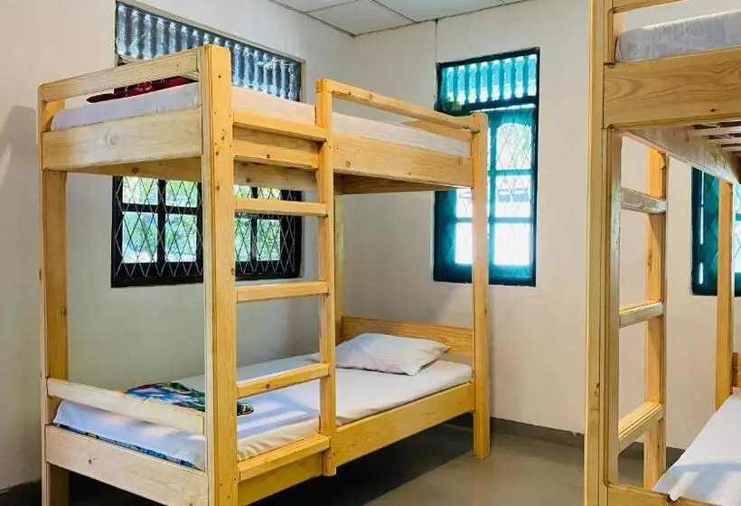 Kiara Sands Hotel Mirissa