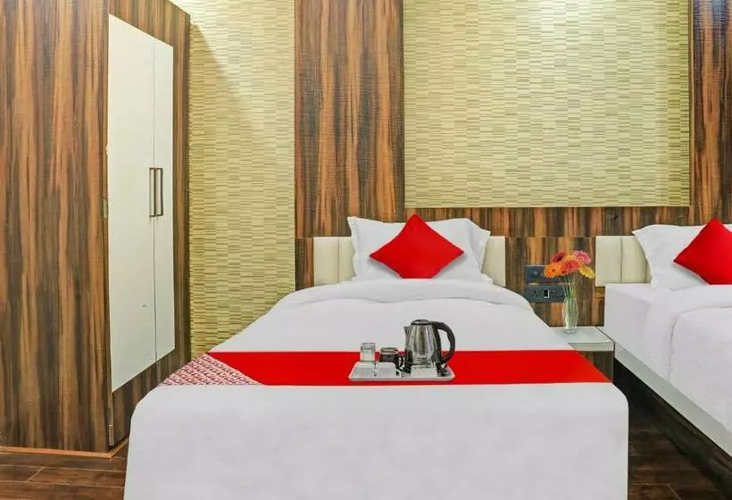 Hotelli Oyo 86812 Oxy Kings Inn