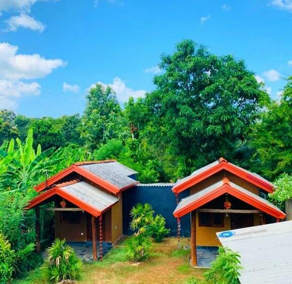 بنسيون River Road Safari Cottage Udawalawe