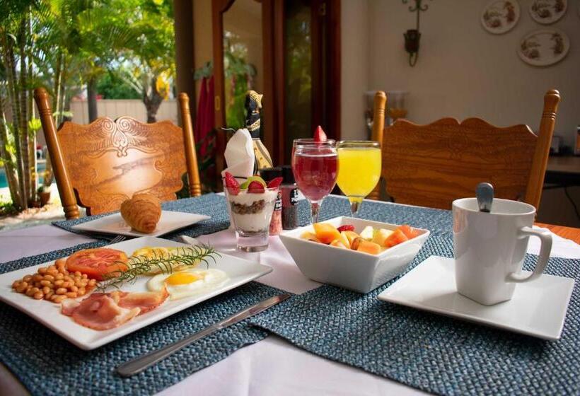 بنسيون Tengo Guest House