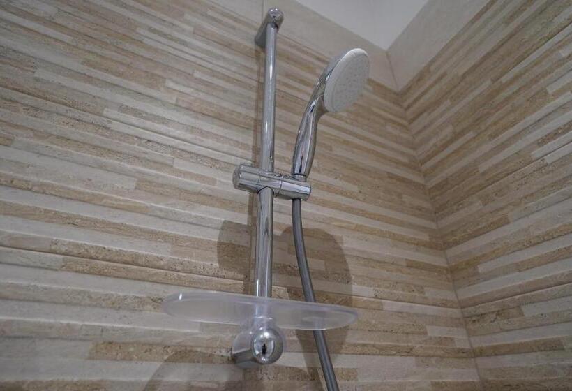 Punta Pagliaia Rooms