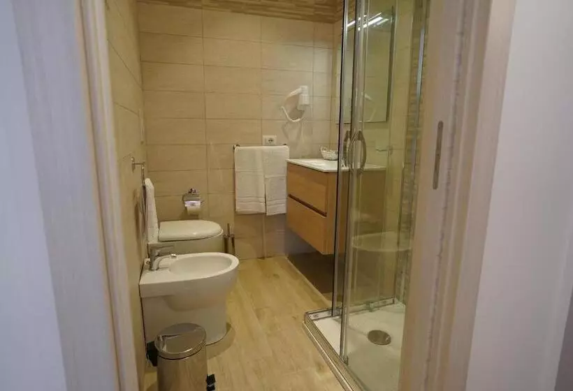 Punta Pagliaia Rooms