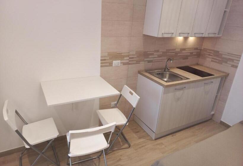 Punta Pagliaia Rooms