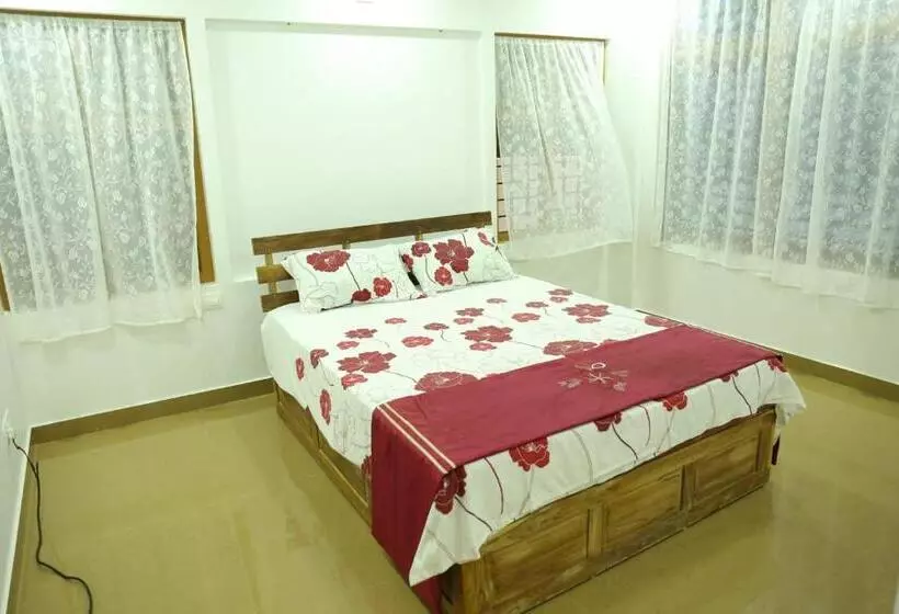 Thodupuzha 4 Bhk Luxury Home Awy From Home