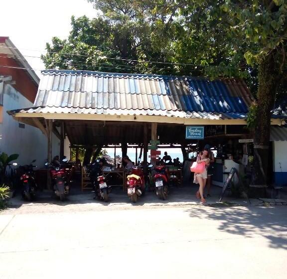 هاستل The Rock Hut