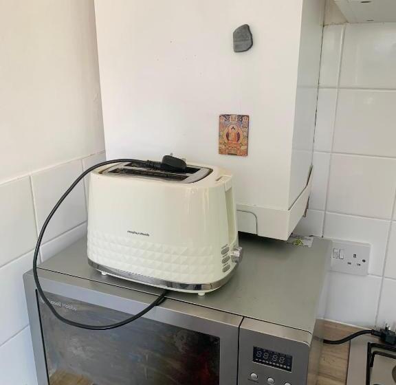 Apartments Near The Sea With Free Parking Southend On Sea