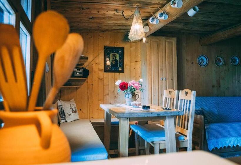 Casa De Vacanta Colibita Veche  Langa Lac