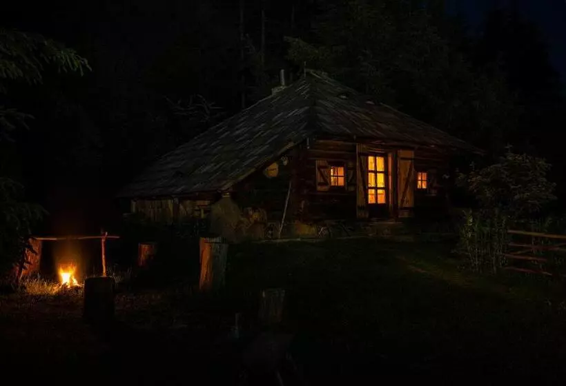 Casa De Vacanta Colibita Veche  Langa Lac