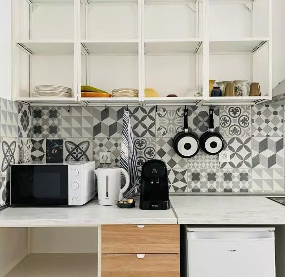 Dnn Modern 1 Br, Center Thiers Free Wifi And Parking Near Lyon, Vichy, Clermont