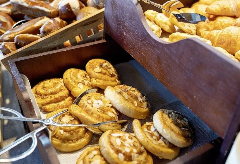 B Mine Hotel Frankfurt Airport