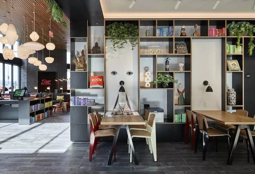 ホテル Citizenm Seattle Pioneer Square