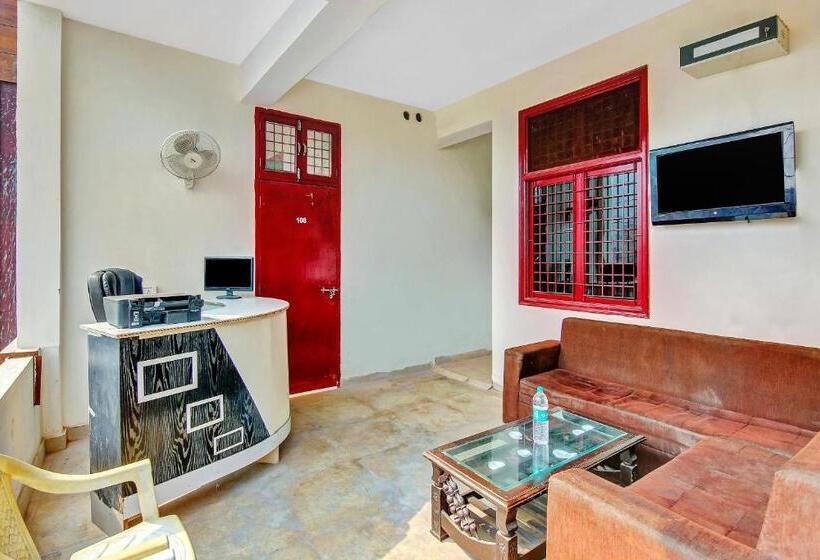 فندق Oyo 86315 Yash