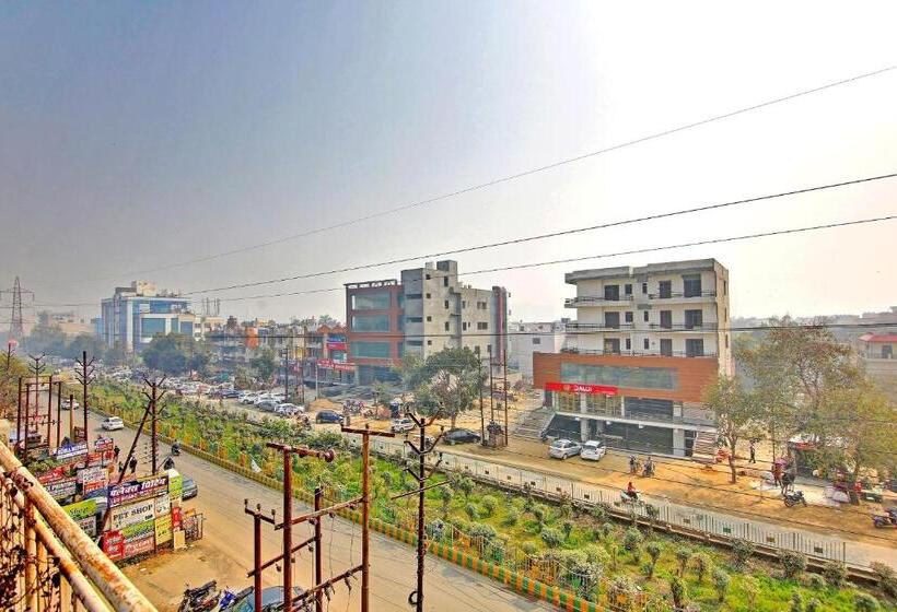 فندق Oyo 86315 Yash