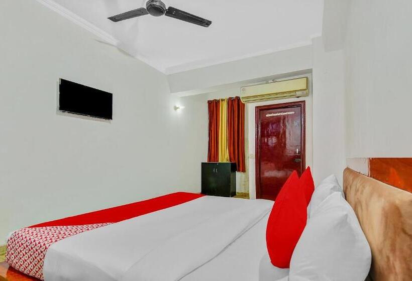 فندق Oyo 86315 Yash