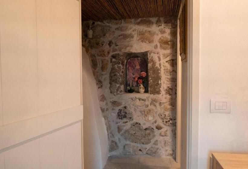 La Nicchia Trullo