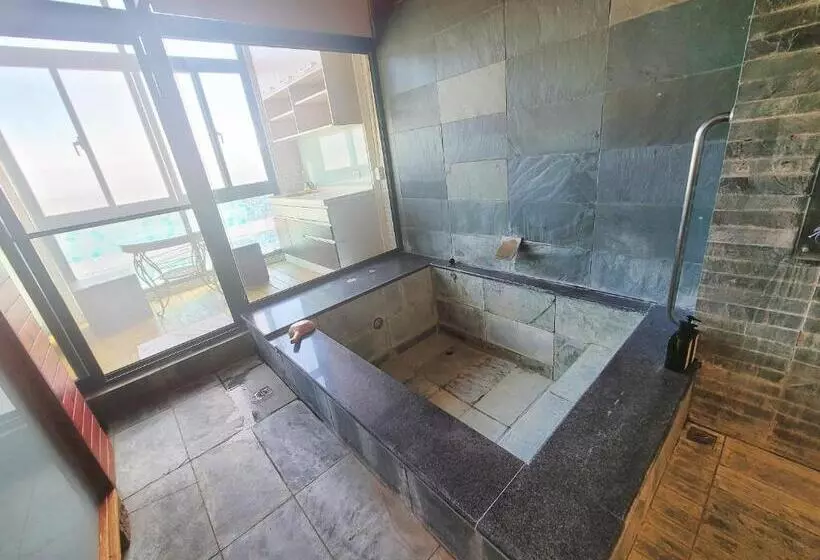 پانسیون 元本山湯宿 山明水秀 宜蘭縣旅館210號