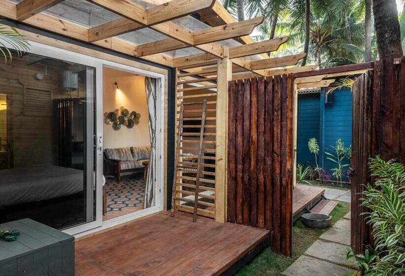 منتجع Morii By The Sea Morjim Beach