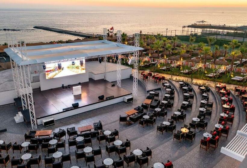 منتجع Rubi Platinum Sign