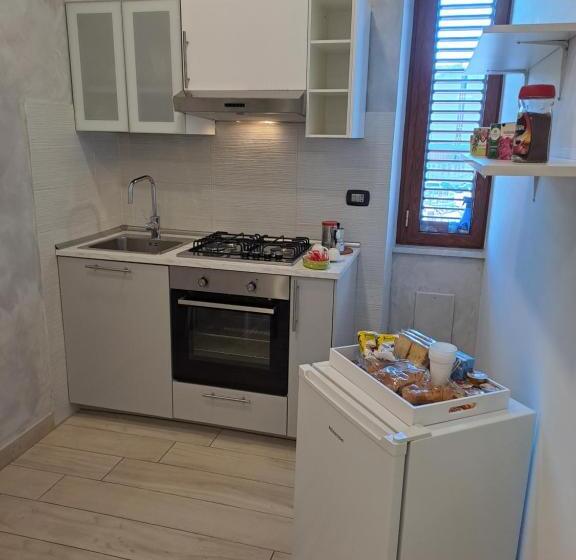 تختخواب و صبحانه Civico85