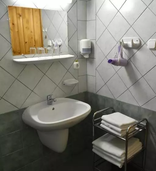 Aamiaismajoitus (B&B) Lenti Thermal Panzió