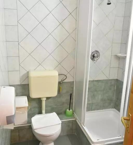 Aamiaismajoitus (B&B) Lenti Thermal Panzió