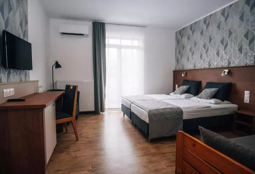 Aamiaismajoitus (B&B) Lenti Thermal Panzió