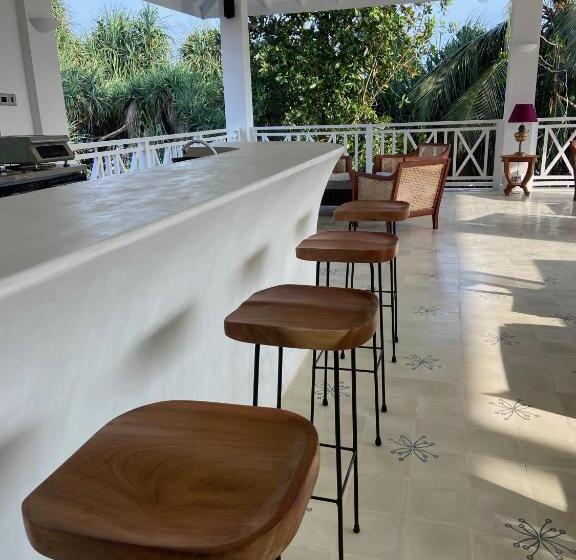 בית מלון כפרי Halcyon Mawella