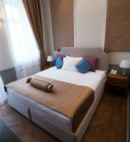 هتل Seven Rooms Boutique