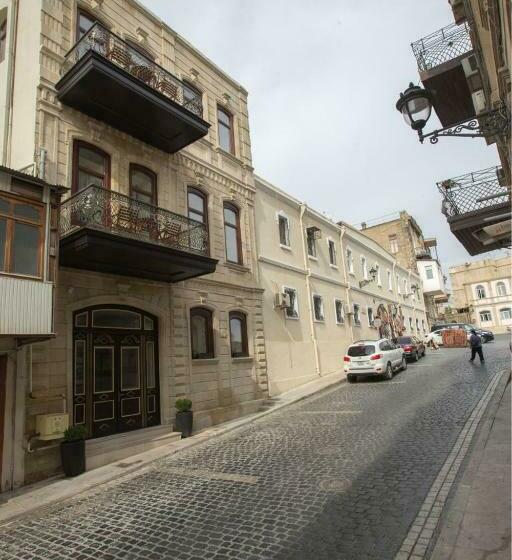 هتل Seven Rooms Boutique