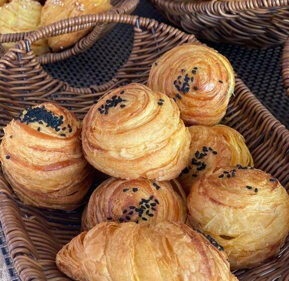 هتل Seven Rooms Boutique