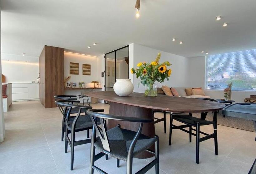 House Santa Maria North Sea Stays