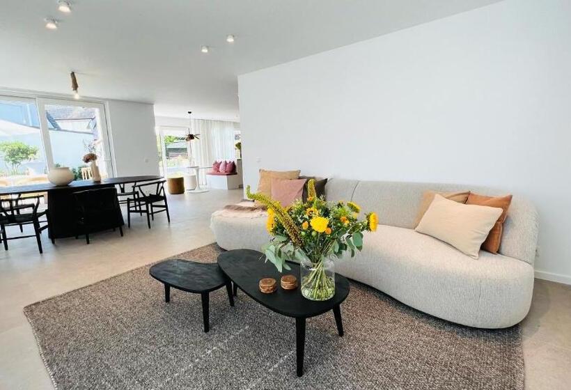 House Santa Maria North Sea Stays