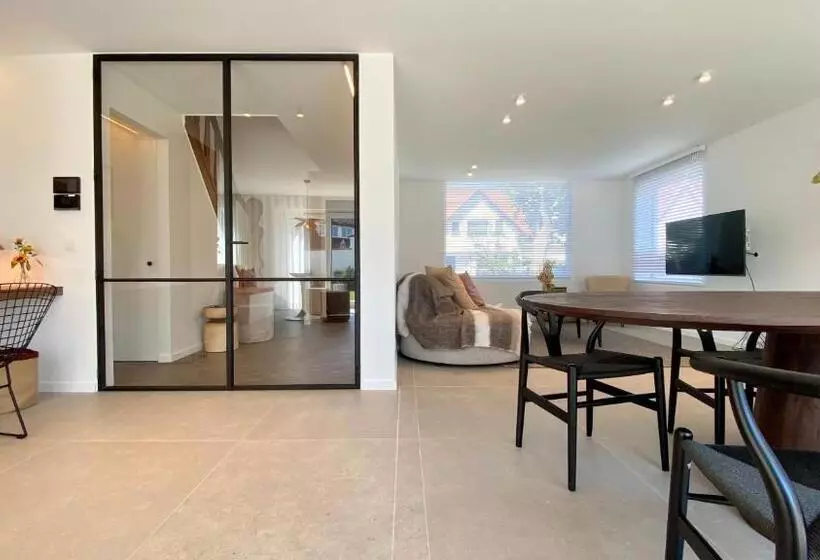 House Santa Maria   North Sea Stays