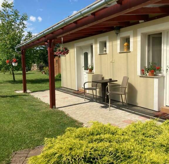 Pensjonat Alpok Tava Vendégház