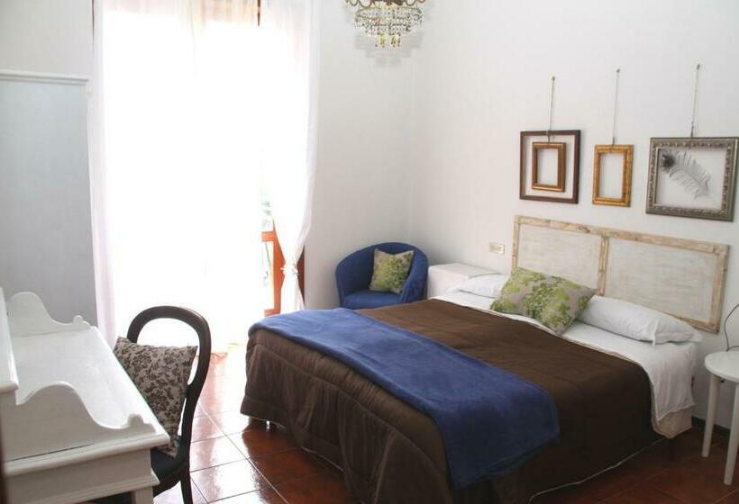 פנסיון Civico 98