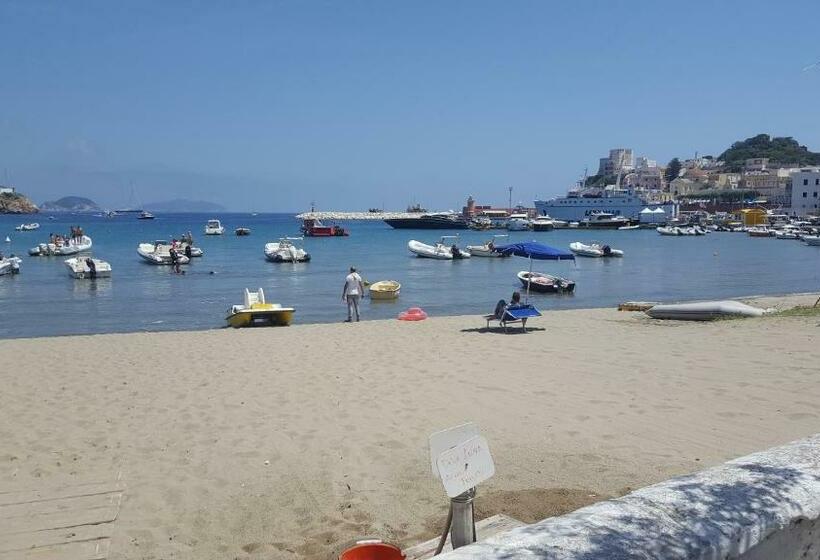 پانسیون La Casa Sugli Archi