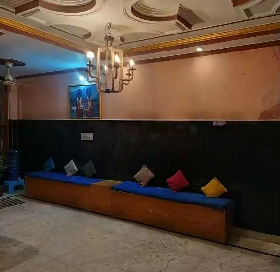 ペンション Suman Guest House