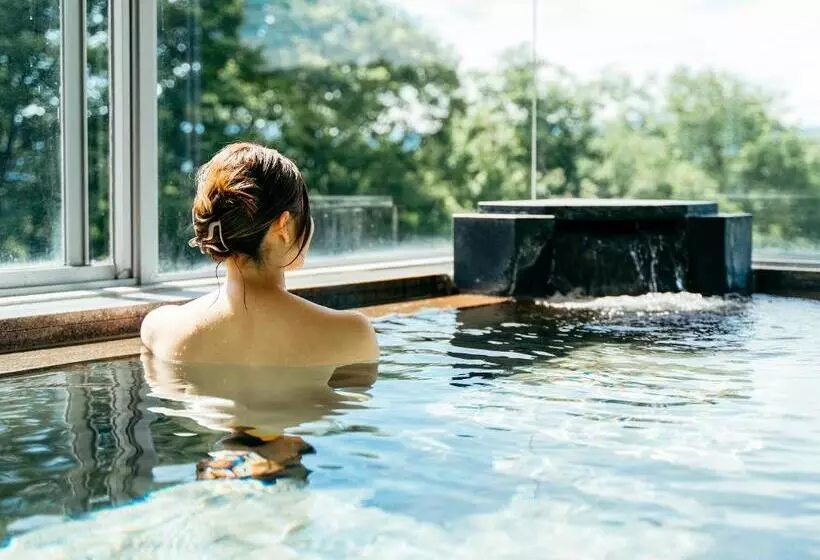 旅館 津川温泉 清川高原保養センター