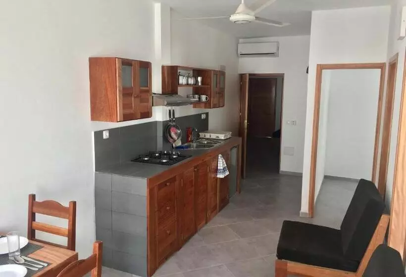Surfzone Beachside Apartments