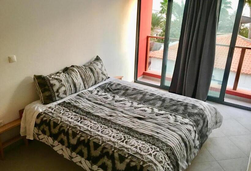 Surfzone Beachside Apartments