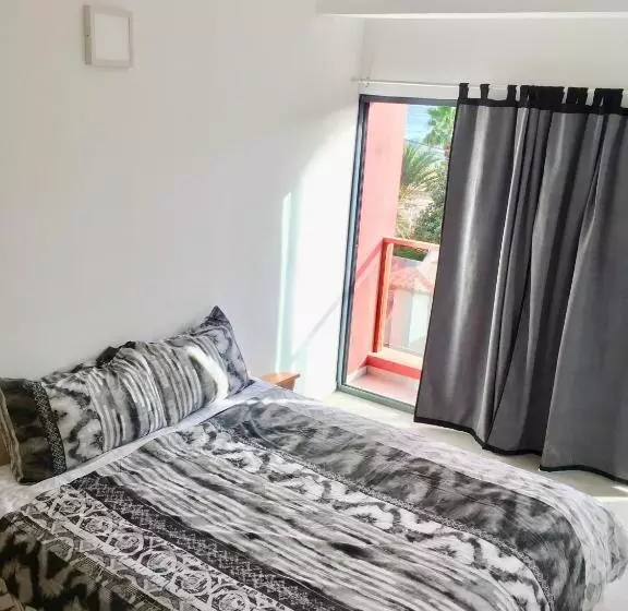 Surfzone Beachside Apartments