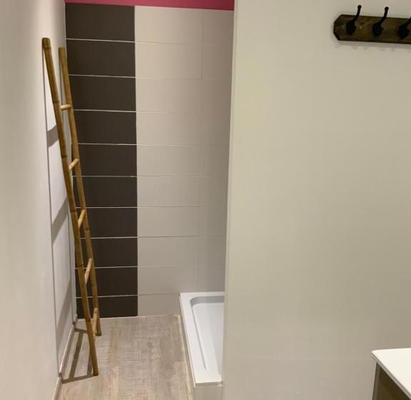 La Pte Maison 3 Place Elie Lacoste