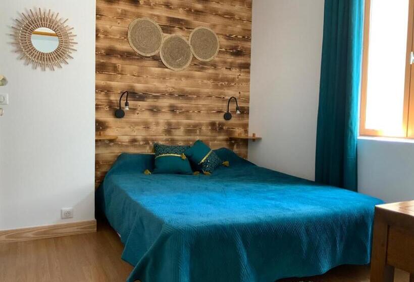 La Pte Maison 3 Place Elie Lacoste