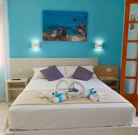 Le Twins  Bed And Breakfast